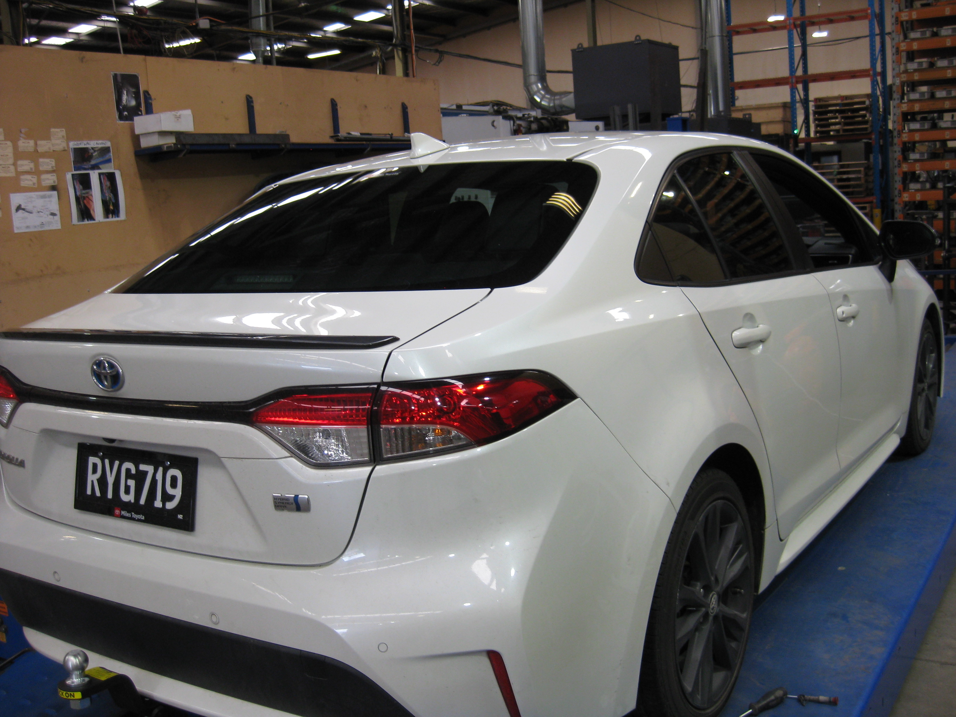 TOYOTA COROLLA SALOON 2019-CURRENT